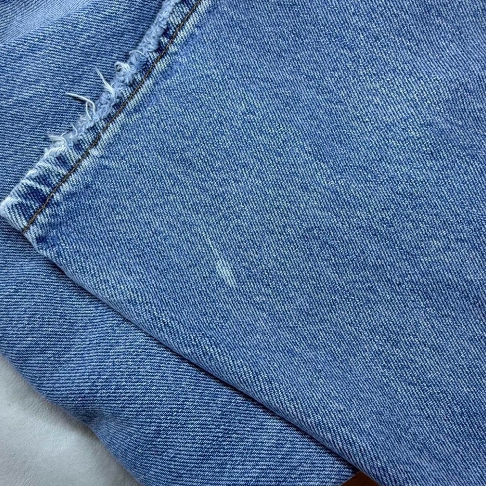 Women’s Vintage Levi’s Light Blue Boot Cut Jeans - Picture 6 of 9